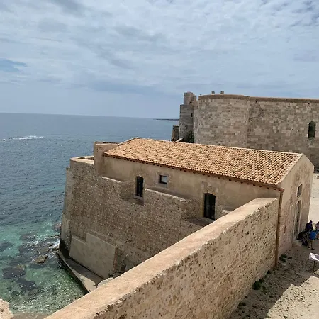 Pansiyon Diego's House Aci Castello